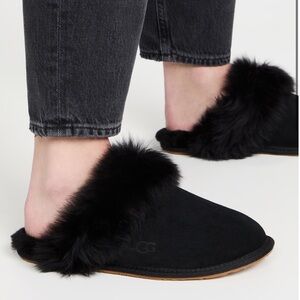 NEW UGG black suede shearling fur trim scuff sis slippers